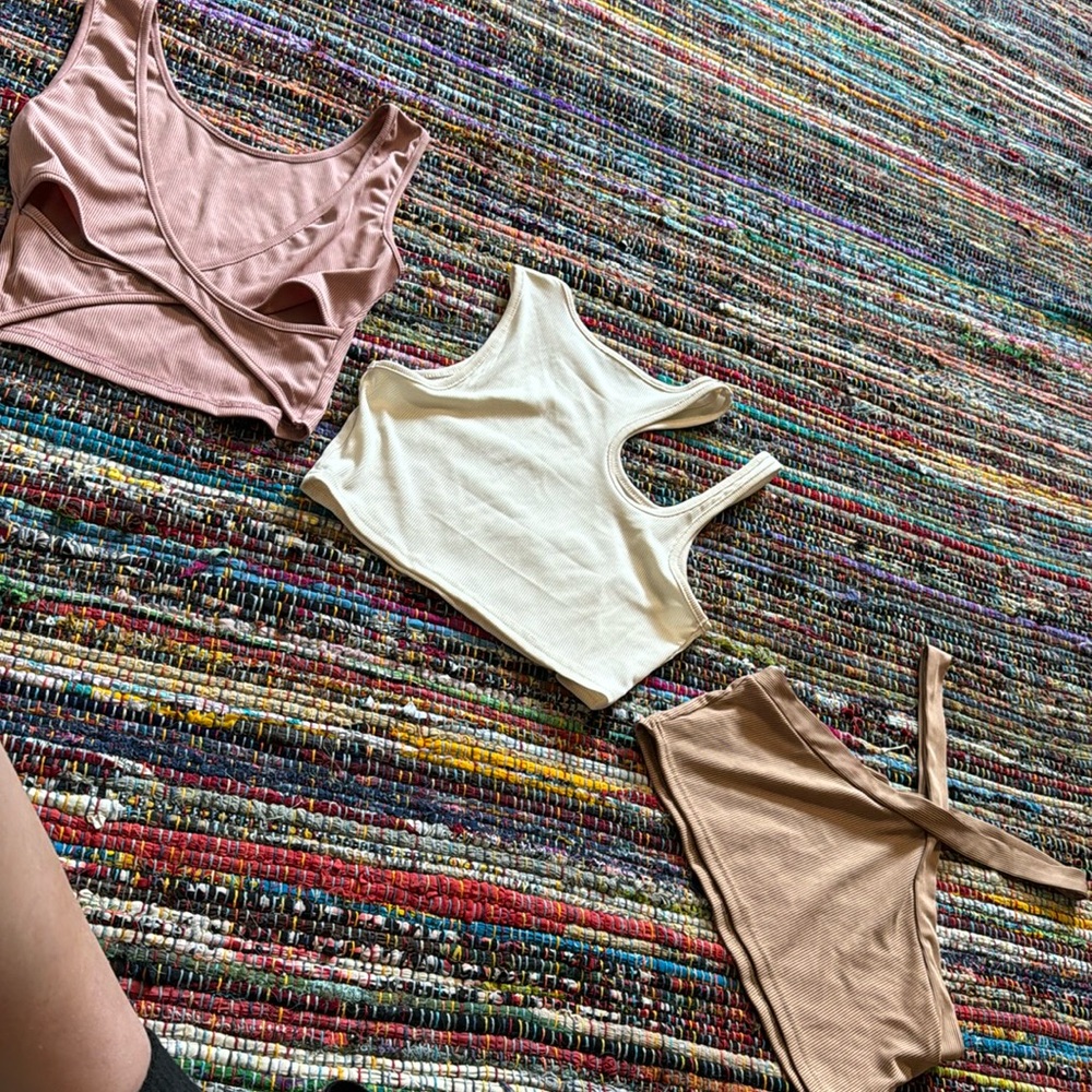 Set of 3 Cropped Tank tops